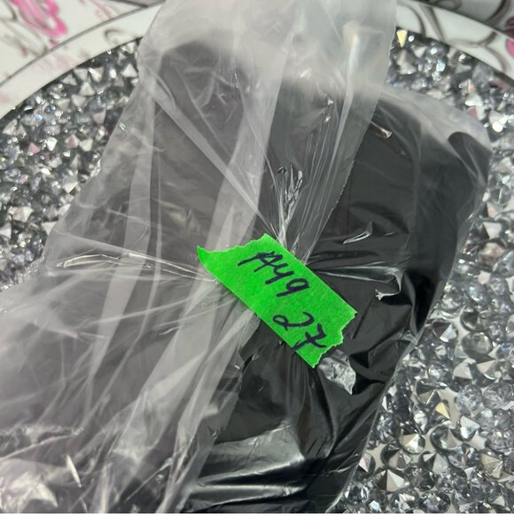 Workout shorts zipper pocket stretchy comfy Black Women's Shorts - Picture 8 of 8